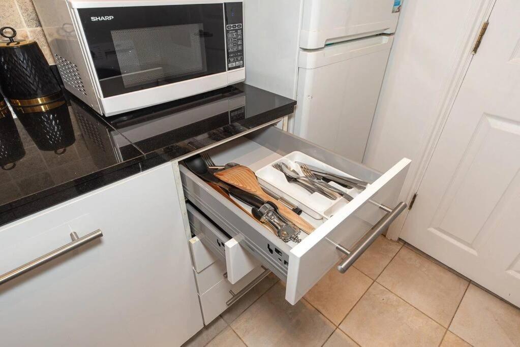 Discover London Central 2 Bedroom In Kensington Luaran gambar
